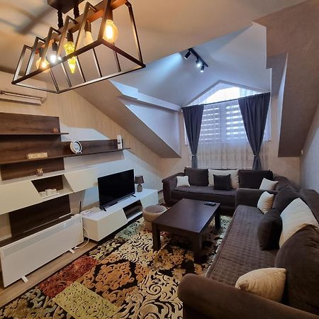 Avio Apartmani 2018 Νόβι Πάζαρ Δωμάτιο φωτογραφία