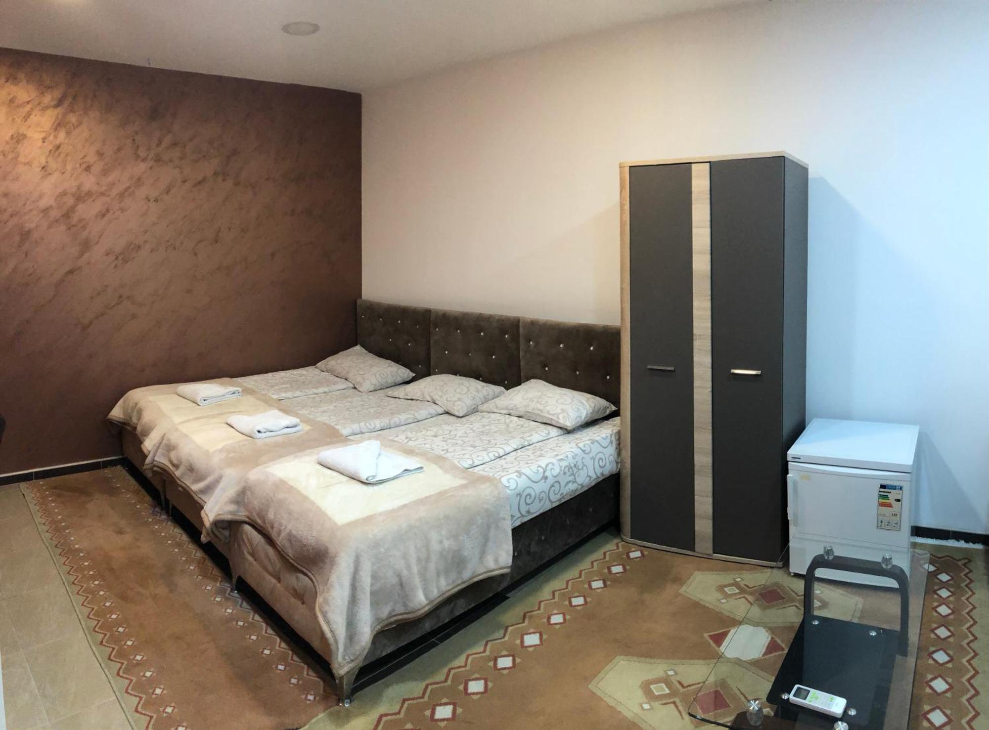 Avio Apartmani 2018 Νόβι Πάζαρ Δωμάτιο φωτογραφία
